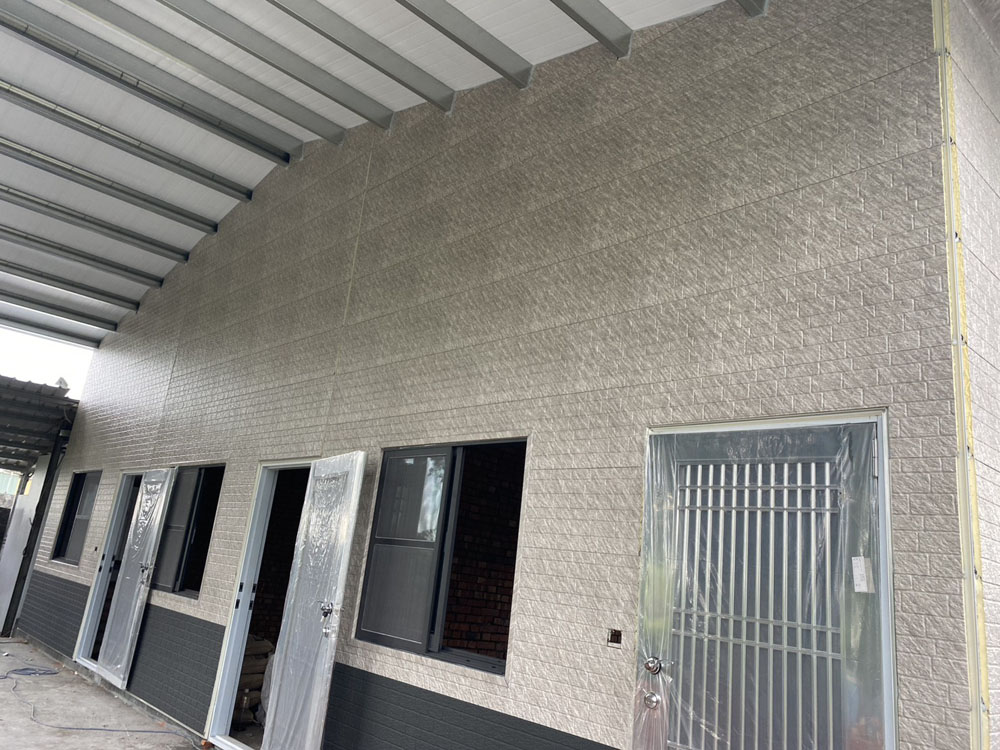 高雄金屬壁板施工工程