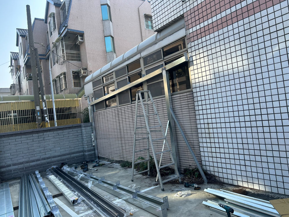 高雄鐵構棚架組裝工程